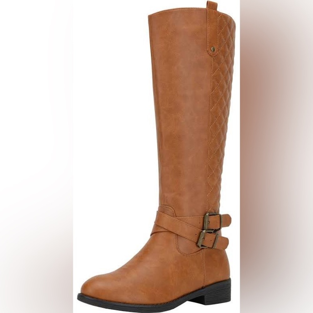 New with tags Vepose quilted riding boot in camel. Size 7.5